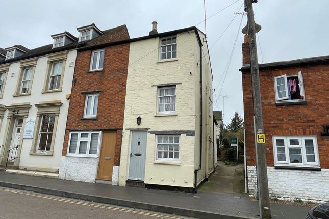 2-bed house on 24, High Street, Buckingham, £110,000