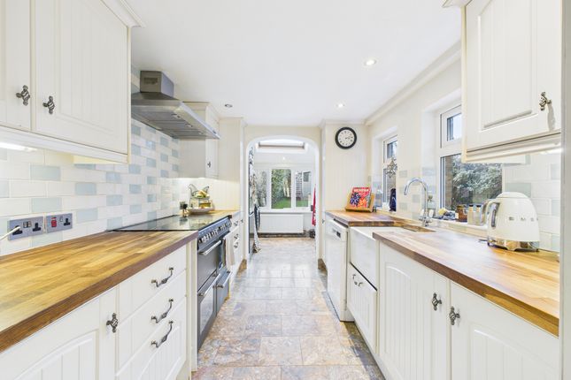 103, St Leonards Road, Horsham, West Sussex, RH13 6AP, horsham photo 3