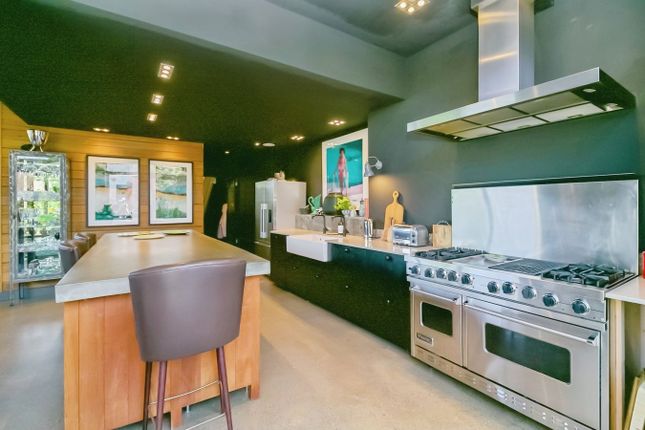 8, Cardiff Road, Cowbridge photo 5