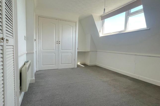 14, Raven Square, Hampshire photo 4