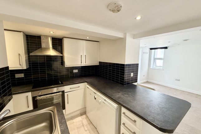 Flat 1, Saffrons View, 11 Meads Road, Eastbourne photo 4