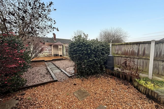 24, Henry St, Crewe photo 2