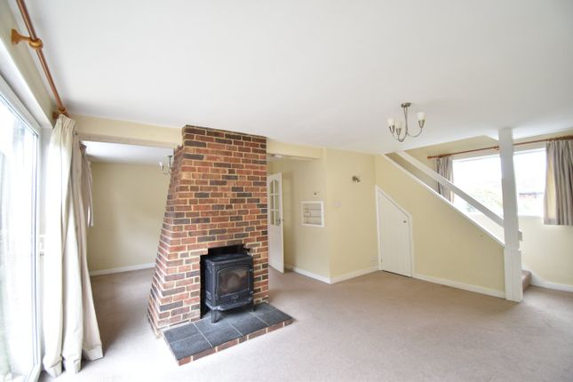 15, Lenham Road, Platts Heath photo 3