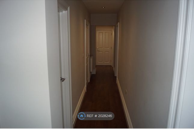 Flat to rent in Mayfair House, Eastbourne