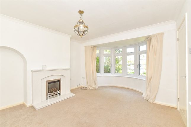 Old Manor Road, Rustington photo 3