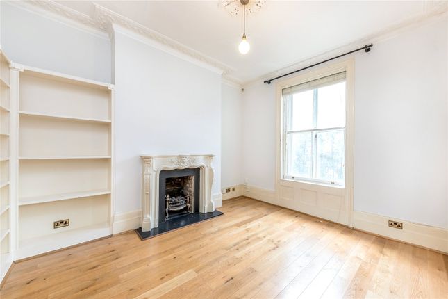 Flat for sale in Gunter Grove, London