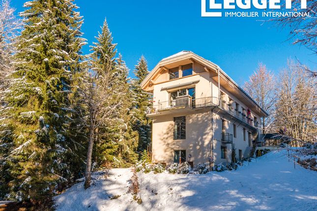 Villa for sale in Combloux, Haute-Savoie, Auvergne-Rhône-Alpes