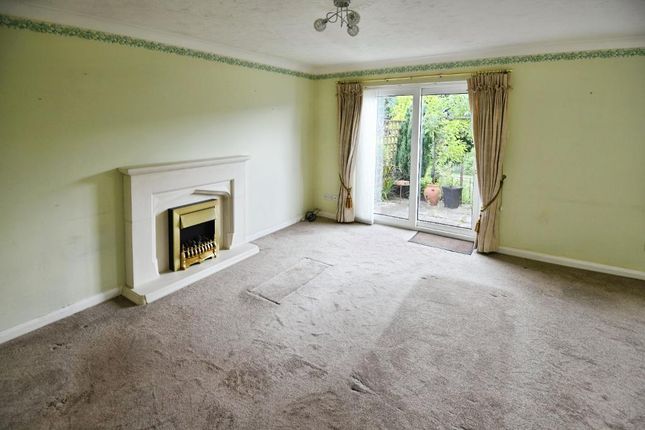 19, St Edmunds Drive, Wisbech photo 3