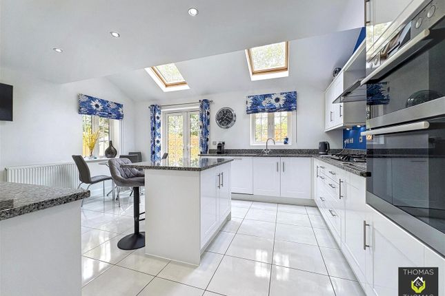 26, Oak View, Gloucester photo 2