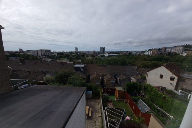 Property to rent in Kilvey Terrace, St. Thomas, Swansea