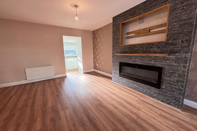 52, Deri Terrace, Ferndale photo 4