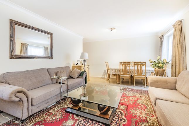 Chiltern House, 16 Hillcrest Road, Ealing photo 3