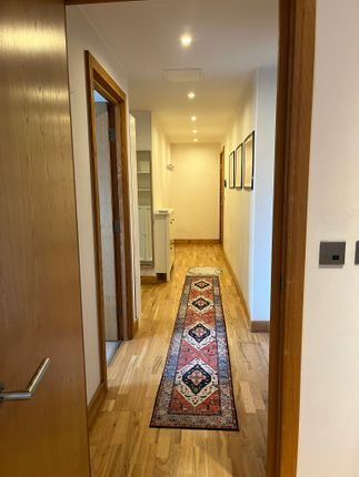 Flat 204, Harley House, Frances Wharf, London photo 5