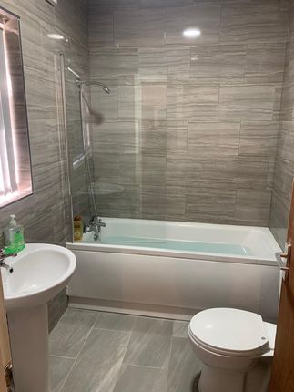 Room to rent in Kirby Road, Winson Green