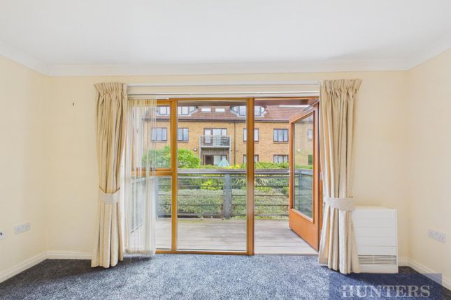 59, Plaxton Court, Scarborough photo 4