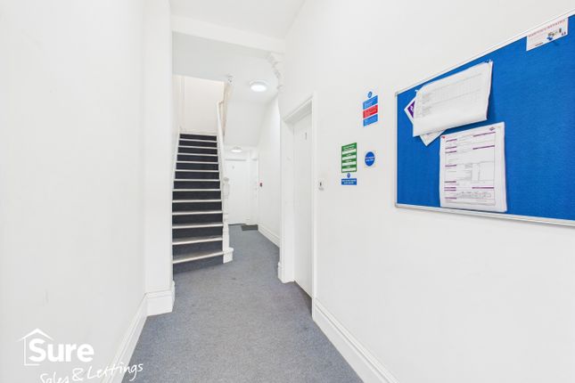 37  Flat 3, Alexandra Road, Hemel Hempstead photo 4