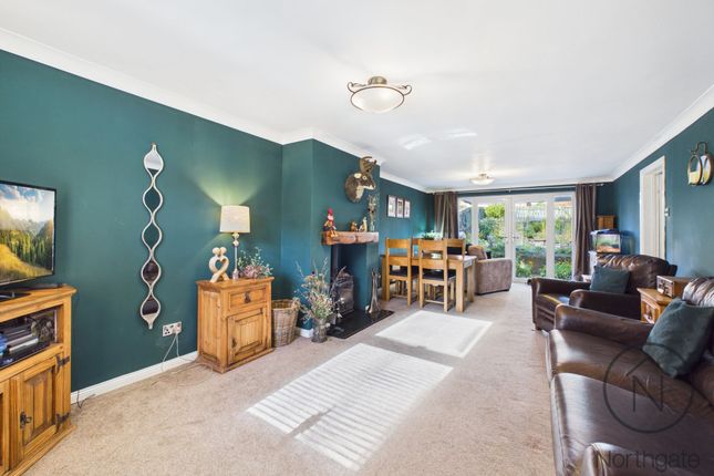 3 Northside Close, Newton Aycliffe photo 3