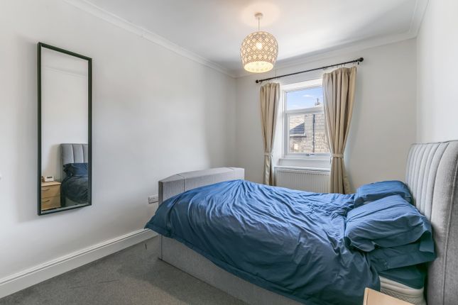 8, Skipton Road, Cross Hills photo 4