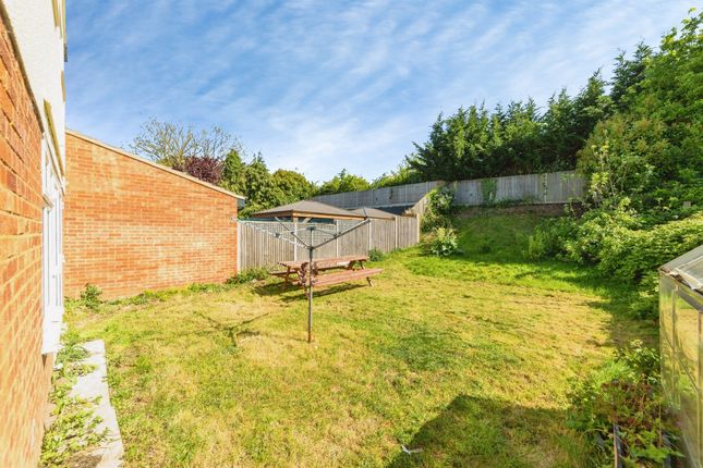 46, Brick Kiln Road, STEVENAGE photo 4