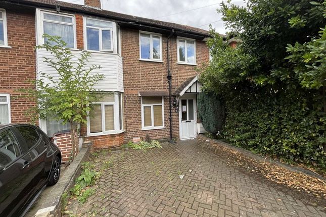 Terraced house to rent in Braid Avenue, London