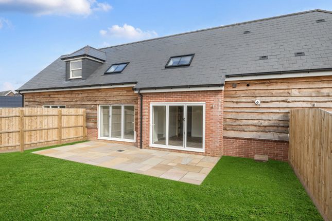 Plot 8 Coles Yard, Fordingbridge photo 3