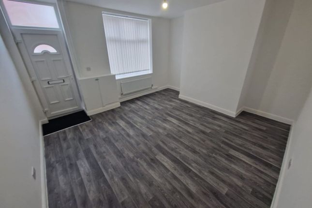 25, Coomassie Street, Manchester photo 2