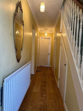 Oakmead Place, Mitcham photo 5