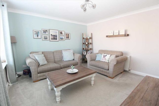 7, Tintagel Close, Cramlington photo 4