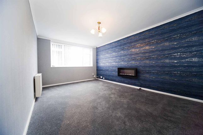 53, Oval Grange, Hartlepool photo 3