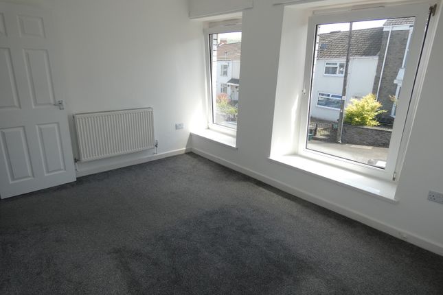 10, Penydre, Neath photo 4