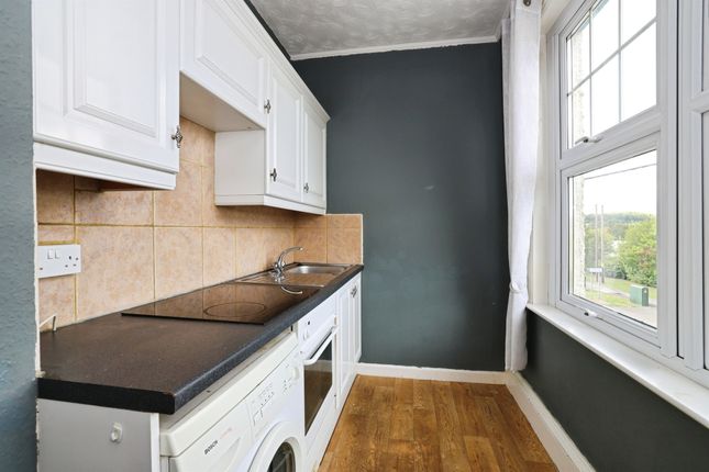 Flat 3, Wiltshire House, Simonds Road, ANDOVER photo 4