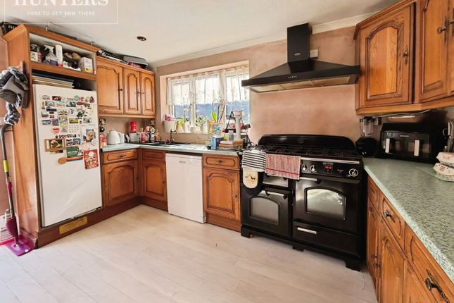4, Ravenshaw Close, Barnsley photo 4