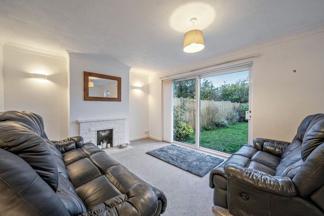 20 Bramshaw Close, Winchester photo 3