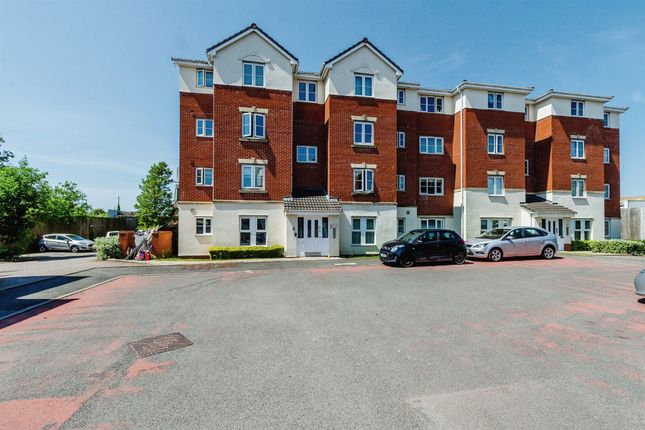 Flat for sale in Thornbury Road, Walsall