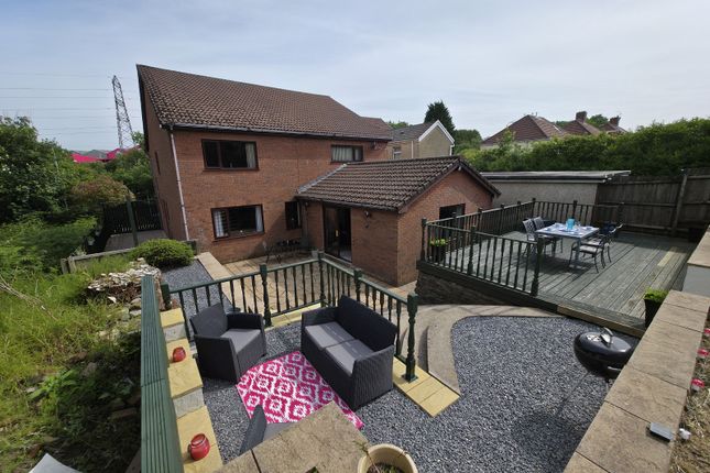 123, Cwmbach Road, Swansea photo 3