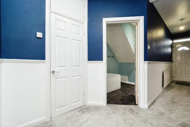 Flat for sale in Rise Park Parade, Eastern Avenue East, Romford