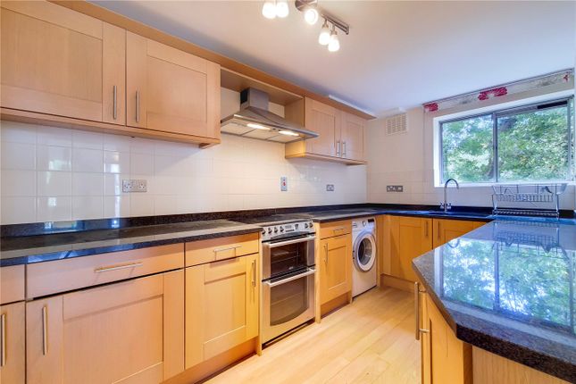 9 Fortior Court, 100, Hornsey Lane, Highgate photo 2