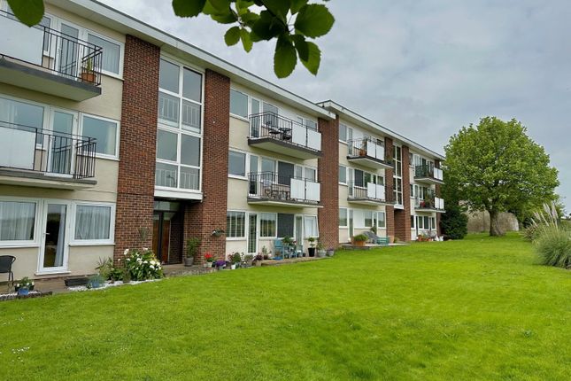 Thumbnail Flat for sale in Palmerston Court, Lord Warden Avenue, Walmer, Deal
