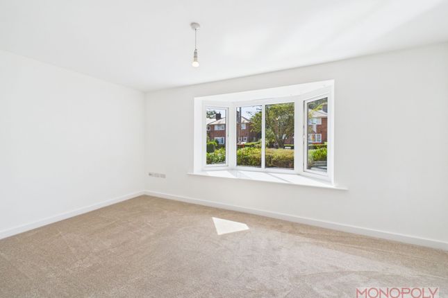 9 Brunel Court, Wrexham photo 2