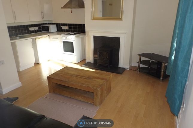 Flat   Pershore Road, Hampton, Evesham photo 2