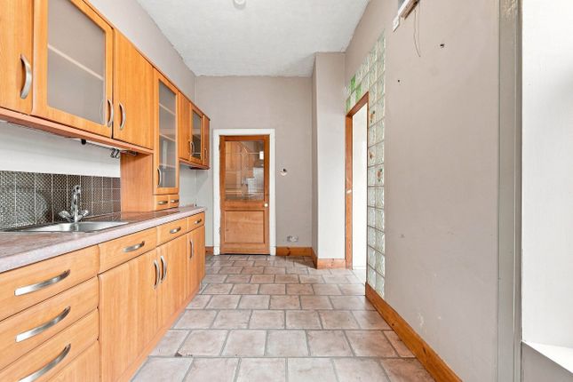 94, East Road, Irvine photo 4