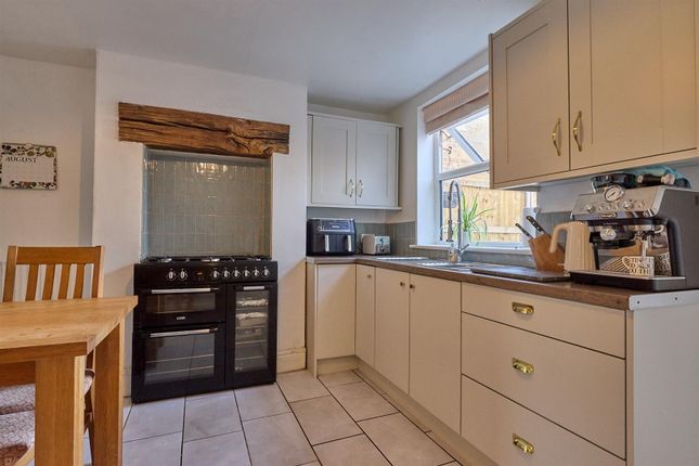 41, Holliers Walk, Hinckley photo 2