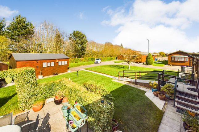 Mobile/park home for sale in Lime Close, The Elms, Torksey, Lincoln