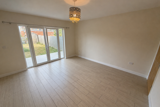 174c, Margate photo 3