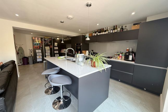 16, Earlesfield Close, Sale photo 5