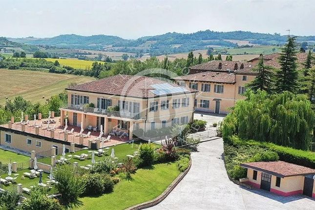 Thumbnail Villa for sale in Vignale Monferrato, Piemonte, 15049, Italy