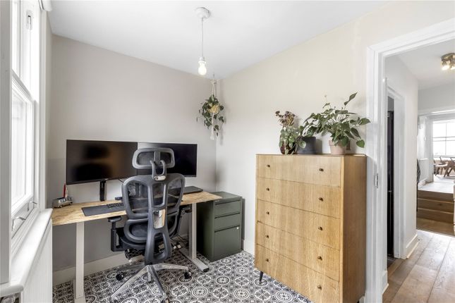 Flat for sale in Dagmar Road, London