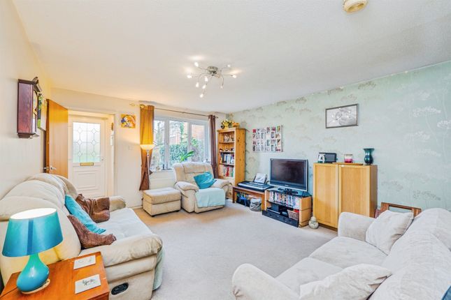 13, Beckgrove Close, Cardiff photo 2