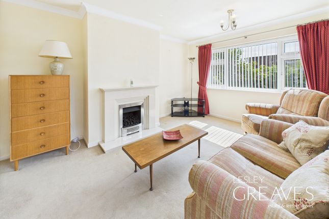 11, Orchard Close, Nottingham photo 3