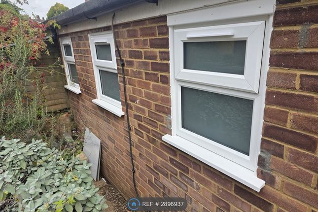 Hicks Farm Rise, Highwycombe photo 5